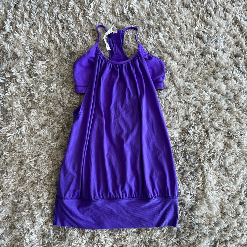 Lululemon top